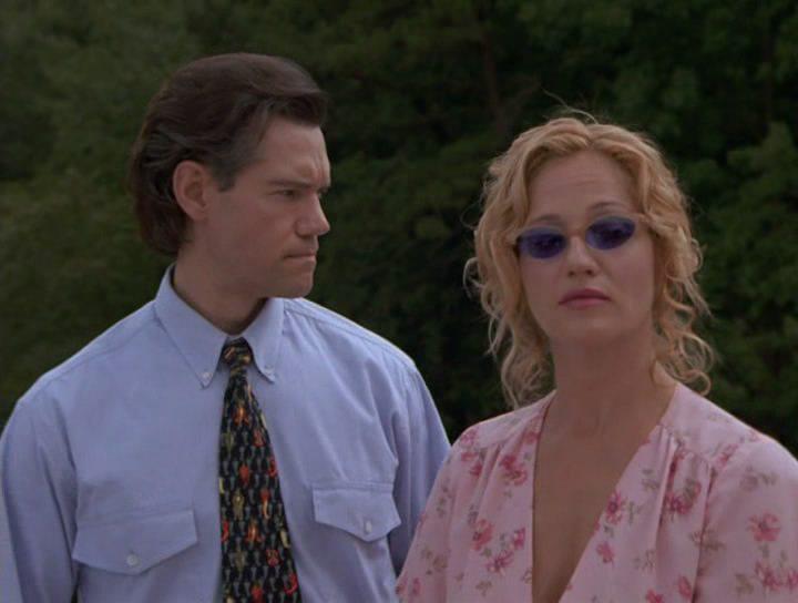 Кадр из фильма Парень с Белой реки / The White River Kid (1999)