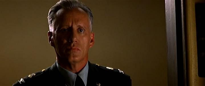 Кадр из фильма Генеральская дочь / The General's Daughter (1999)