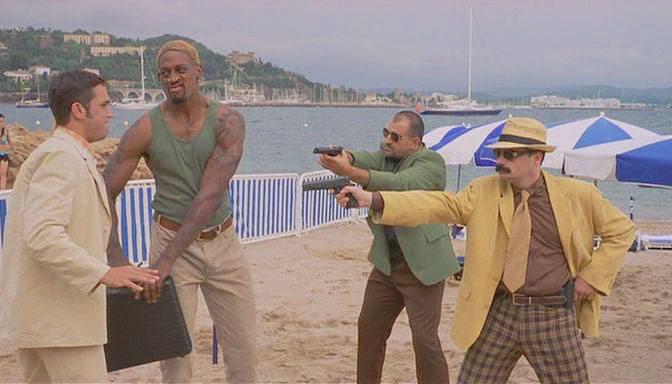 Кадр из фильма Суперагент Саймон / Simon Sez (2000)