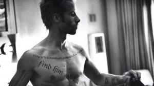 Кадры из фильма Помни / Memento (2000)