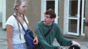 Кадры из фильма Девушки не умеют плавать / Les filles ne savent pas nager (2000)