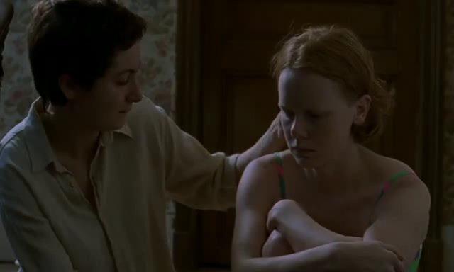 Кадр из фильма Девушки не умеют плавать / Les filles ne savent pas nager (2000)