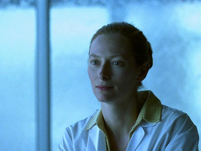 Кадр из фильма Возможные миры / Possible Worlds (2000)