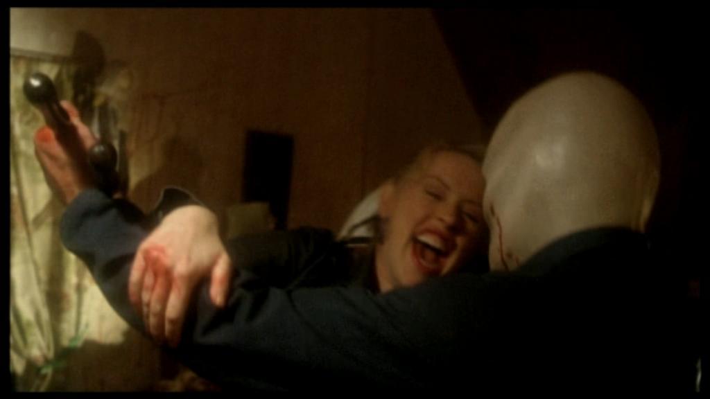 Кадр из фильма Режиссёрская версия / Cut (2000)