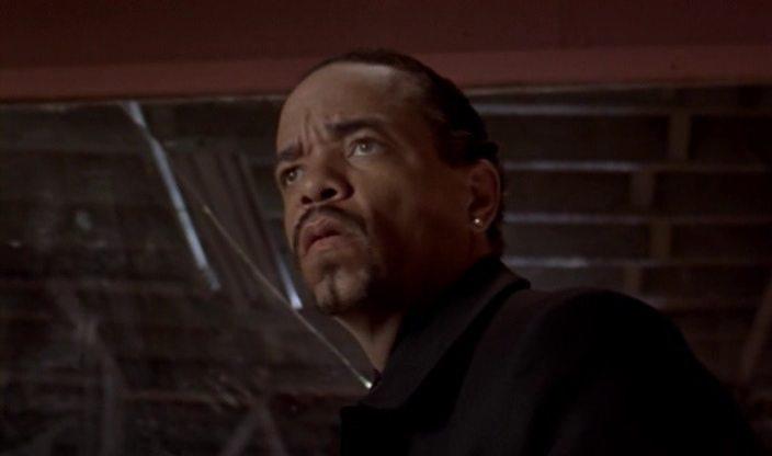 Кадр из фильма Лепрекон 5: Сосед / Leprechaun in the Hood (2000)