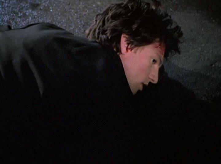 Кадр из фильма Коломбо: Убийство по нотам / Columbo: Murder with Too Many Notes (2000)