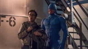 Кадры из фильма Тик / The Tick (2016)