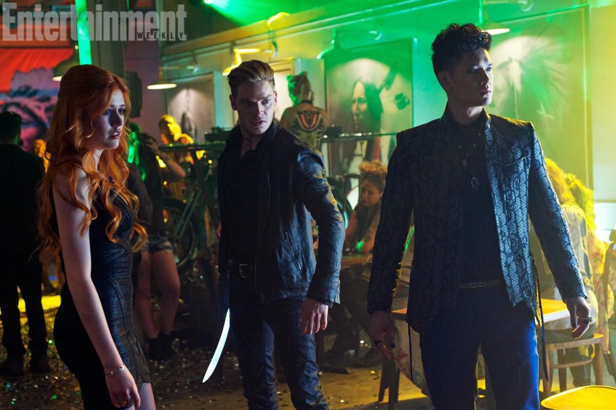Кадр из фильма Сумеречные охотники / Shadowhunters (2016)