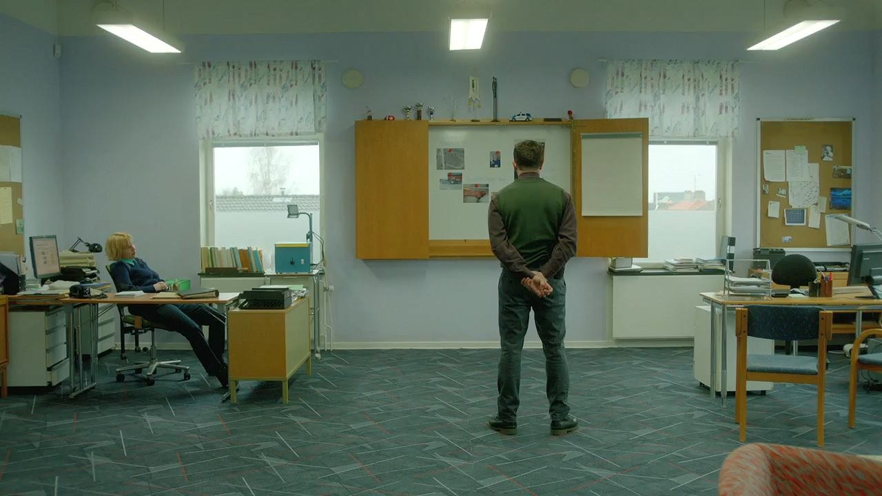 Кадр из фильма Деревня ангелов / Ängelby (2015)