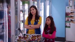 Кадры из фильма Супермаркет / Superstore (2015)