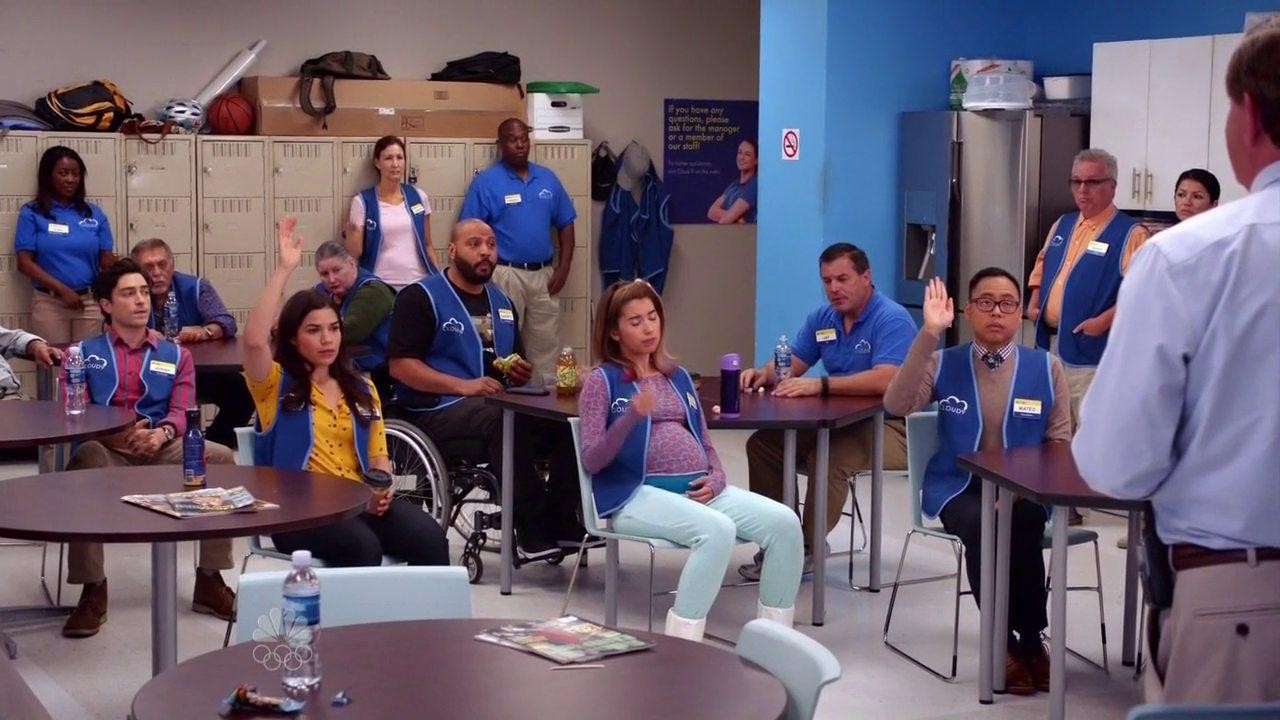 Кадр из фильма Супермаркет / Superstore (2015)