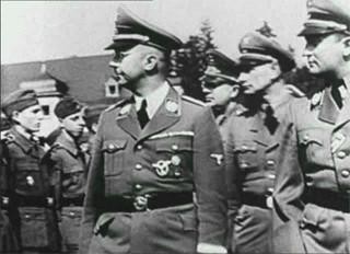 Кадр из фильма Мир в Войне / The World at War (1973)