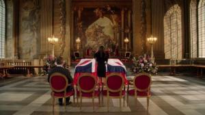 Кадры из фильма Члены королевской семьи / The Royals (2015)