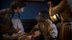 Кадры из фильма Улица милосердия / Mercy Street (2016)