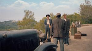 Кадры из фильма Дарреллы / The Durrells (2016)