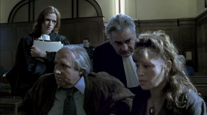 Кадр из фильма Спираль / Engrenages (2005)