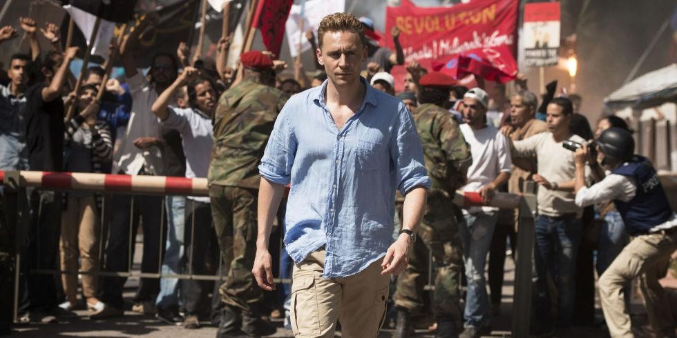 Кадр из фильма Ночной администратор / The Night Manager (2016)