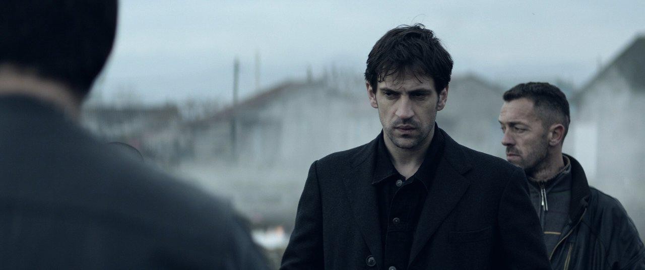 Кадр из фильма Последние пантеры / The Last Panthers (2015)