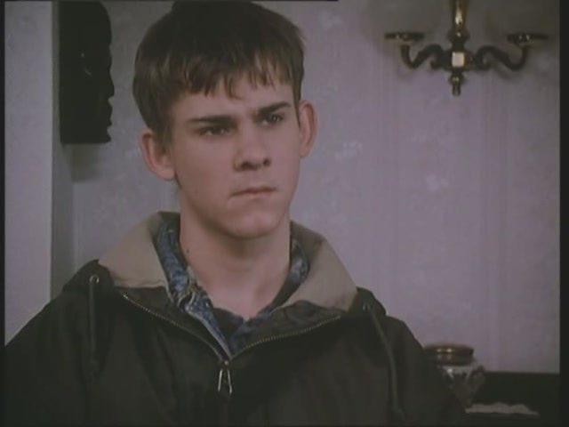 Кадр из фильма Расследования Хэтти Уэйнтропп / Hetty Wainthropp Investigates (1996)