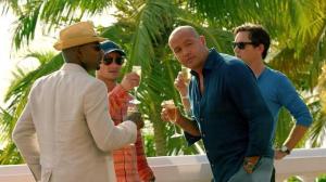 Кадры из фильма Бешеные псы / Mad Dogs (2016)