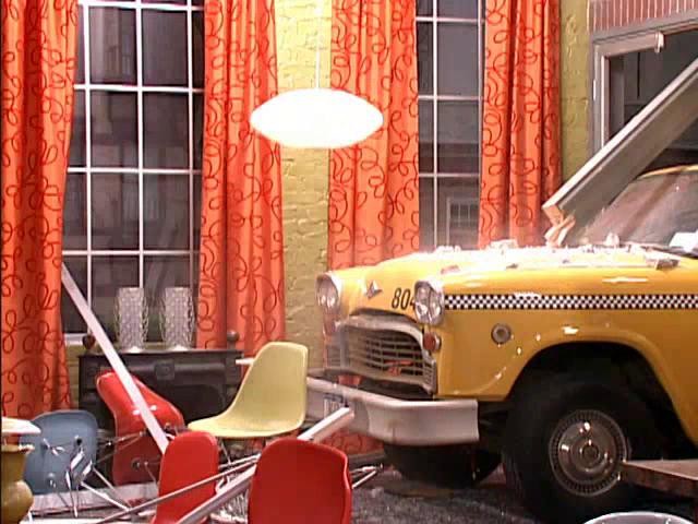 Кадр из фильма Волшебники из Вэйверли Плэйс / Wizards of Waverly Place (2009)