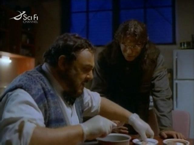 Кадр из фильма Скользящие (Параллельные миры) / Sliders (1995)