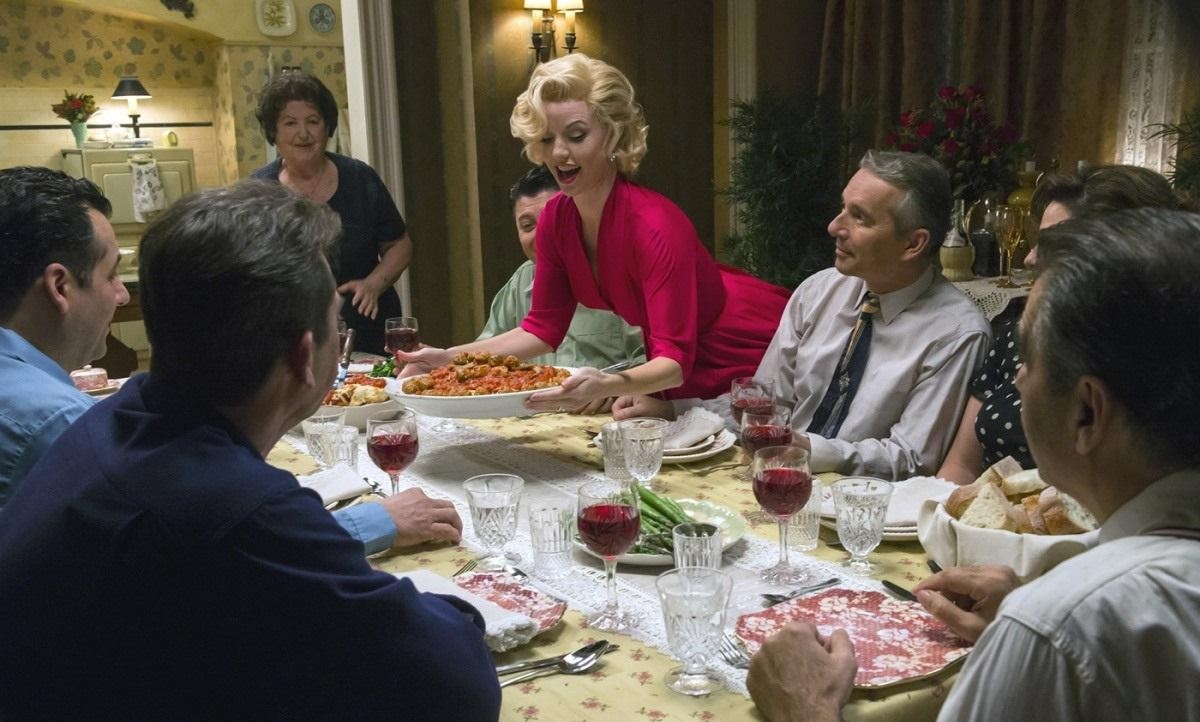 Кадр из фильма Тайная жизнь Мерилин Монро / The Secret Life of Marilyn Monroe (2015)
