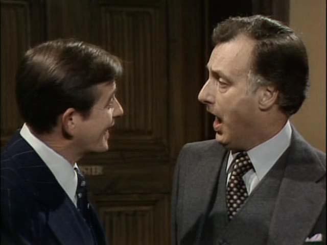 Кадр из фильма Да, господин министр / Yes Minister (1980)