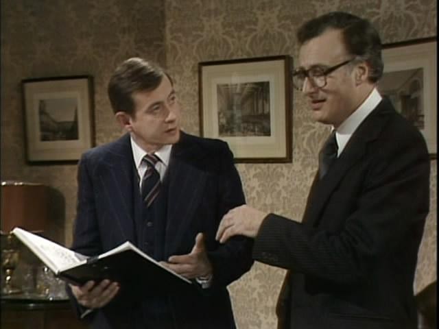 Кадр из фильма Да, господин министр / Yes Minister (1980)