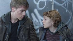 Кадры из фильма Рухнувшие небеса / Falling Skies (2011)