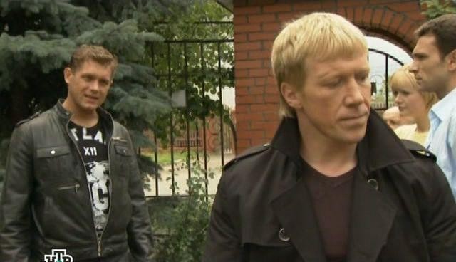 Кадр из фильма Братаны / 16+ (2009)