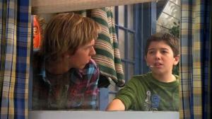Кадры из фильма Держись, Чарли! / Good Luck Charlie (2010)