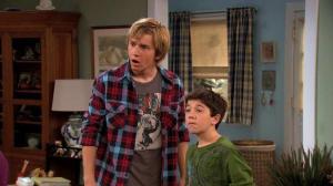 Кадры из фильма Держись, Чарли! / Good Luck Charlie (2010)