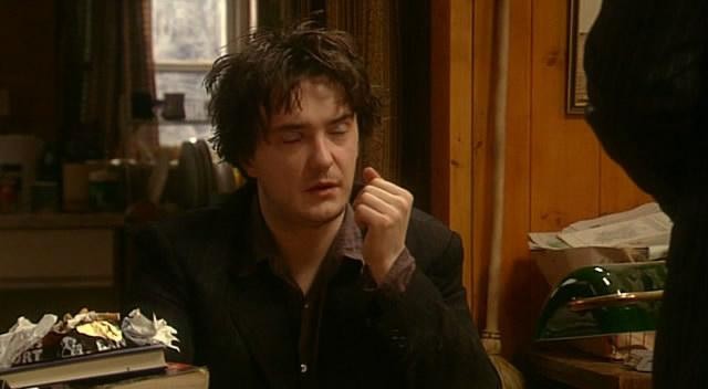 Кадр из фильма Книжный магазин Блэка / Black Books (2000)