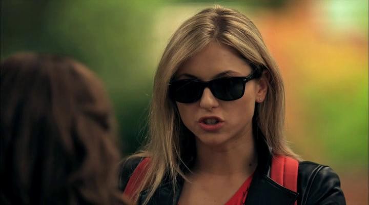 Кадр из фильма Моя няня – вампир / My Babysitter's a Vampire (2011)