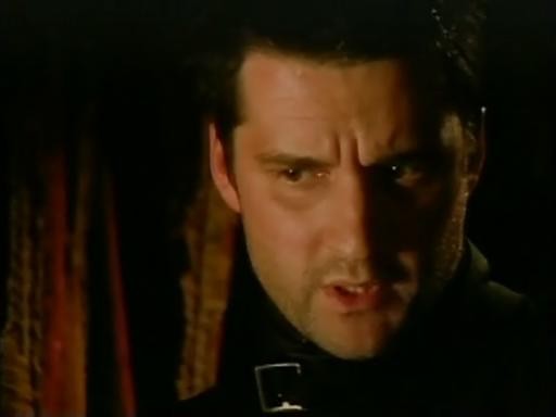 Кадр из фильма Секретные материалы Стрейнджа / Strange (2003)