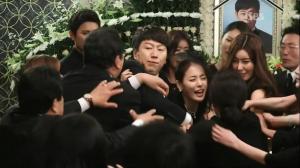 Кадры из фильма Достоинство Джентльмена / A Gentleman's Dignity (2012)