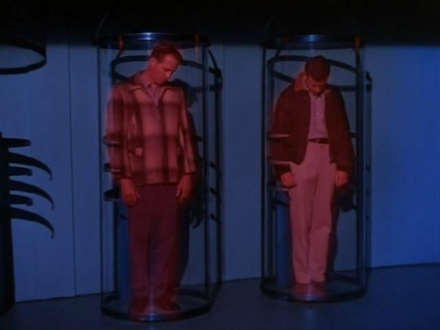 Кадр из фильма Захватчики / The Invaders (1967)
