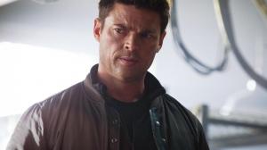 Кадры из фильма Почти человек / Almost Human (2013)