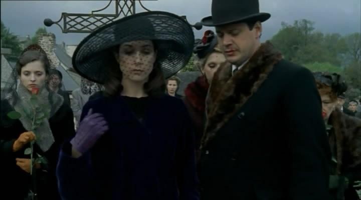 Кадр из фильма Убийства на семейном вечере / Petits meurtres en famille (2006)