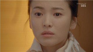 Кадр из фильма Этой зимой дует ветер / Geu gyeoul, barami bunda (2013)