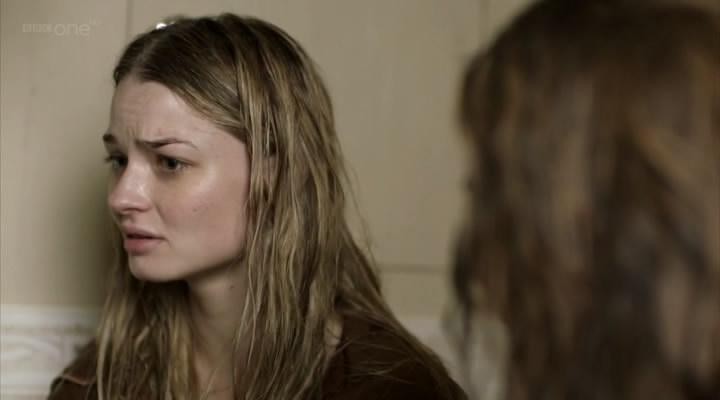 Кадр из фильма Жёны заключенных / Prisoners Wives (2012)