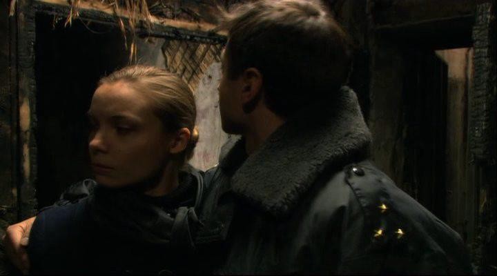 Кадр из фильма Пираньи (2013)
