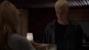 Кадры из фильма Ангел / Angel (1999)