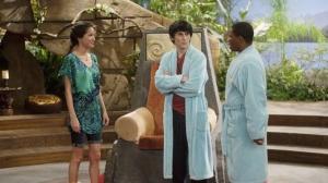 Кадры из фильма Два короля / Pair of Kings (2010)