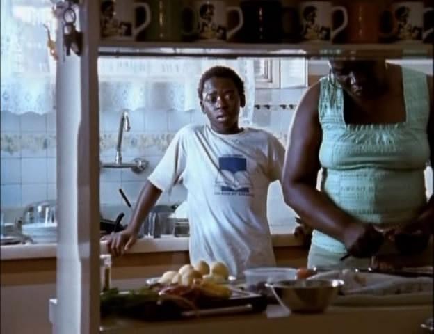 Кадр из фильма Город мужчин / Cidade dos Homens (2002)