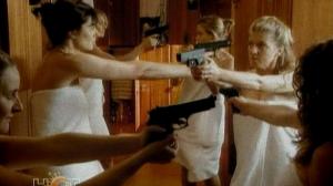 Кадры из фильма Пригород в огне / Suburban Shootout (2006)