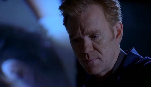 Кадр из фильма Место преступления: Майами / CSI: Miami (2002)