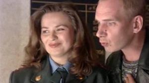 Кадры из фильма Агентство «Золотая пуля» / 16+ (2002)