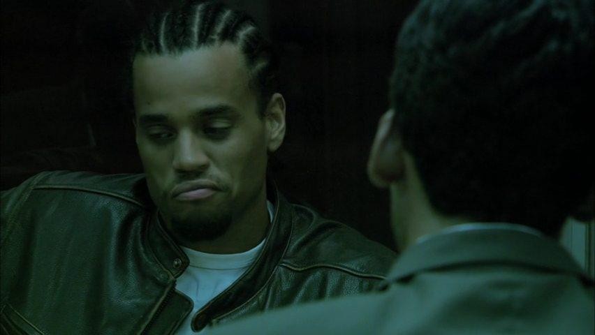Кадр из фильма Узнай врага / Sleeper Cell (2005)